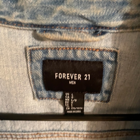 Forever 21 Jean Jacket - Picture 3 of 3